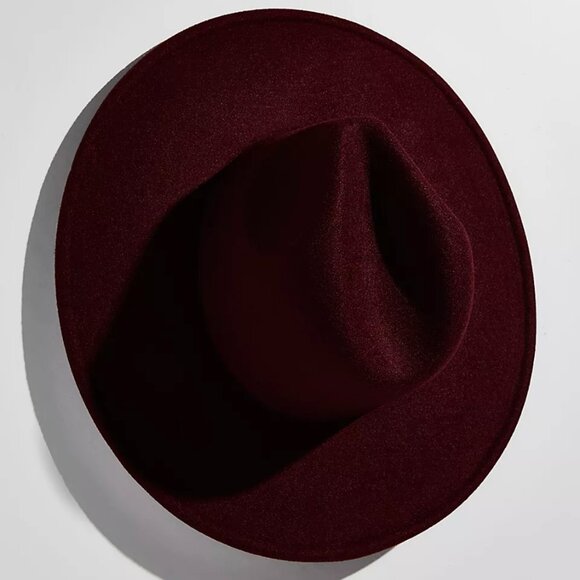 Free People Felt Hat in Merlot with Gold Tone Bling Pin Detail OS NWT - Picture 10 of 15